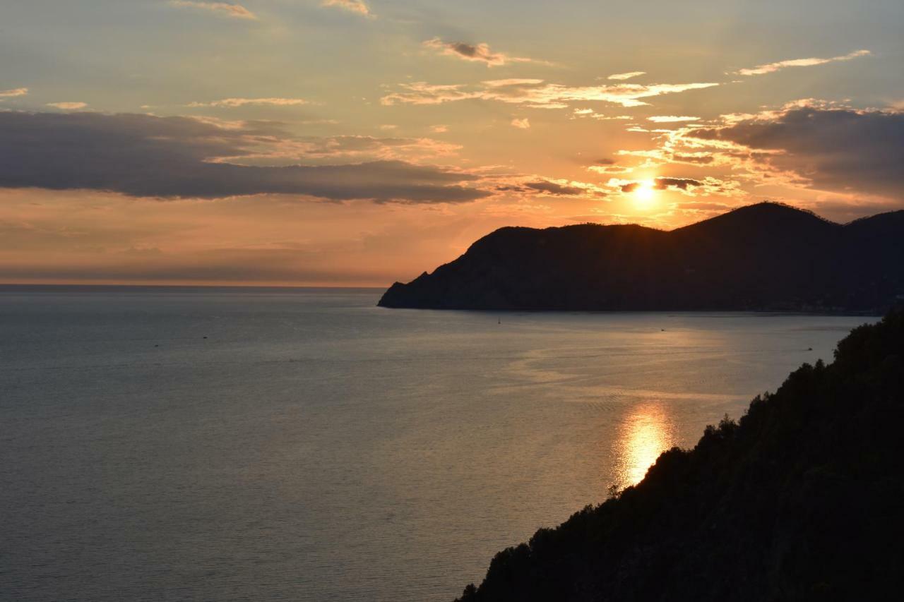 Sea View Cornelia Apartment Corniglia Exterior foto